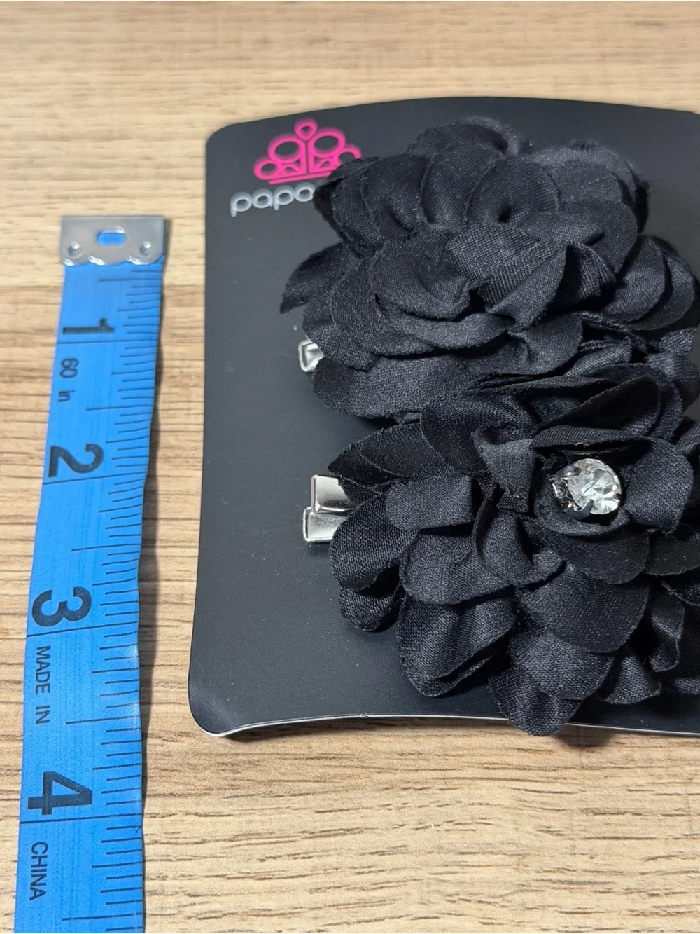 paparazzi Black Fabric Flower Clip Set with Rhinestone Accent